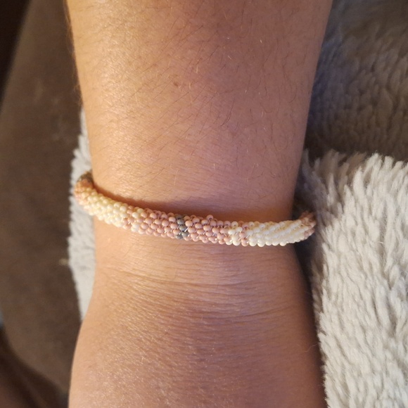 Beaded bracelet - Picture 2 of 4